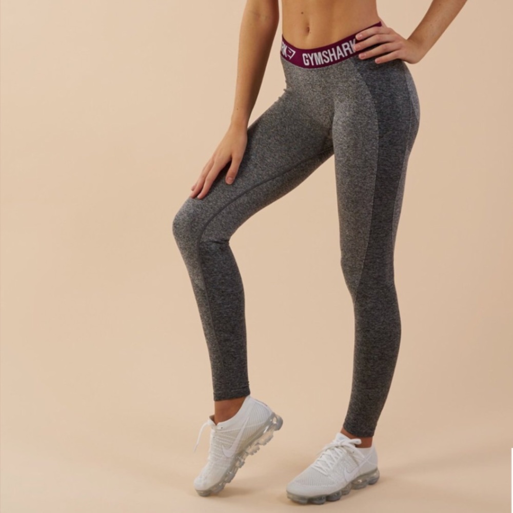 Flex leggings in plum
